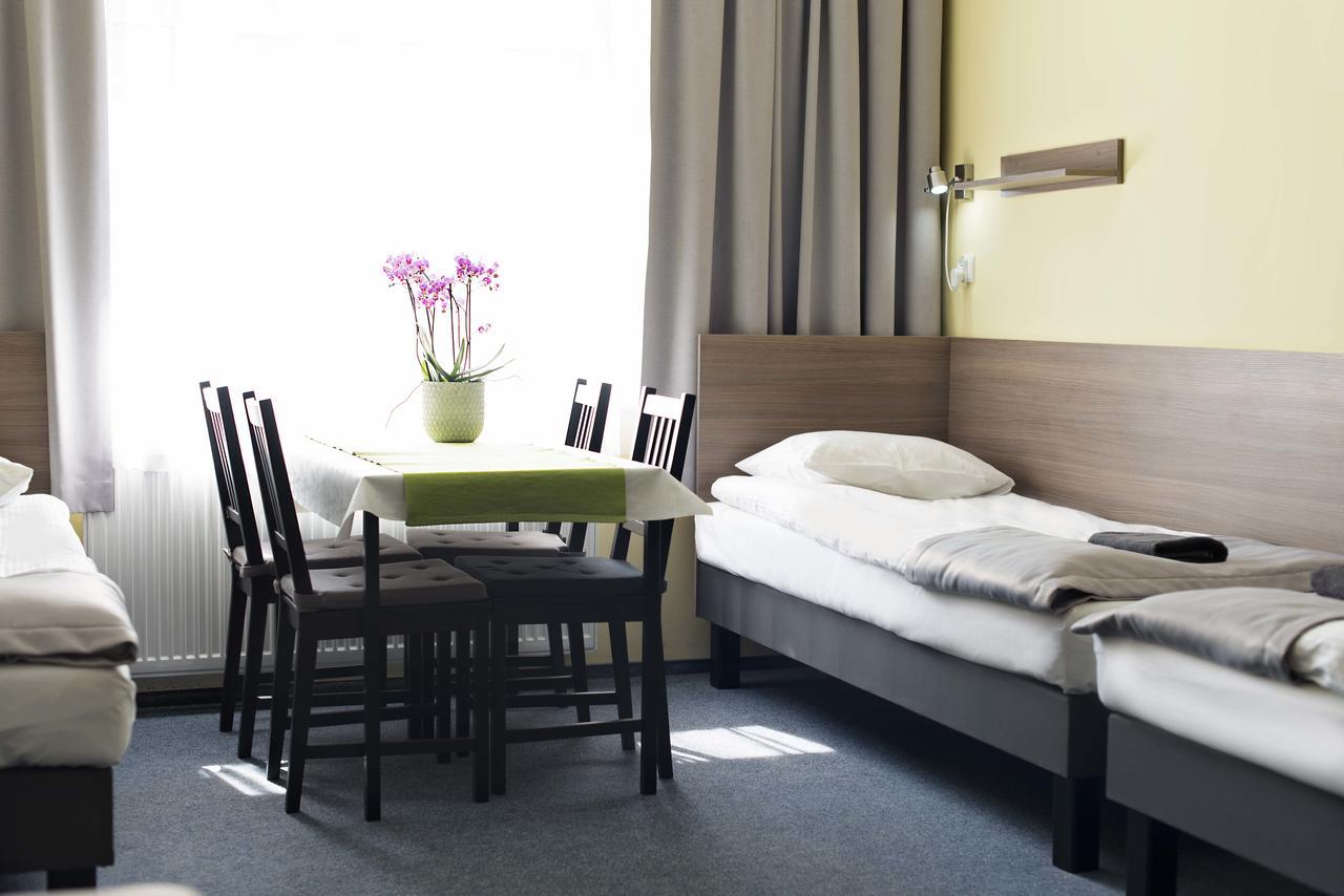 Hostel Azymut Września Kültér fotó